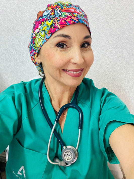 Gorro solidario de atunes de colores